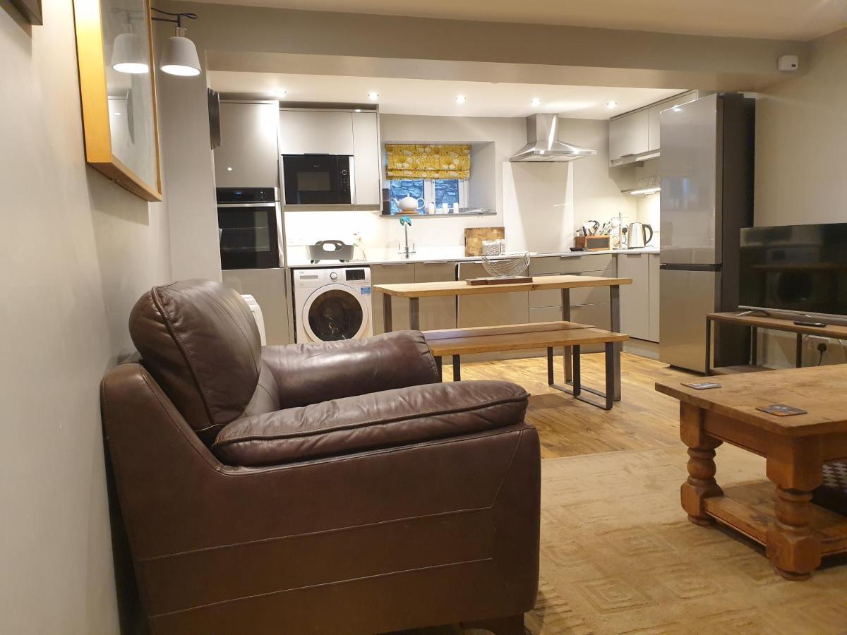 No8 3 Bed Cottage Winter Deals Offered 3 Nights Or More Nov-Mar Backbarrow Oda fotoğraf