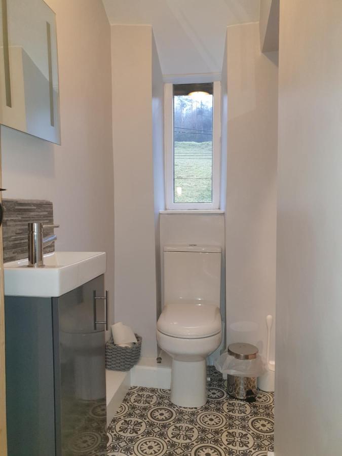 No8 3 Bed Cottage Winter Deals Offered 3 Nights Or More Nov-Mar Backbarrow Oda fotoğraf