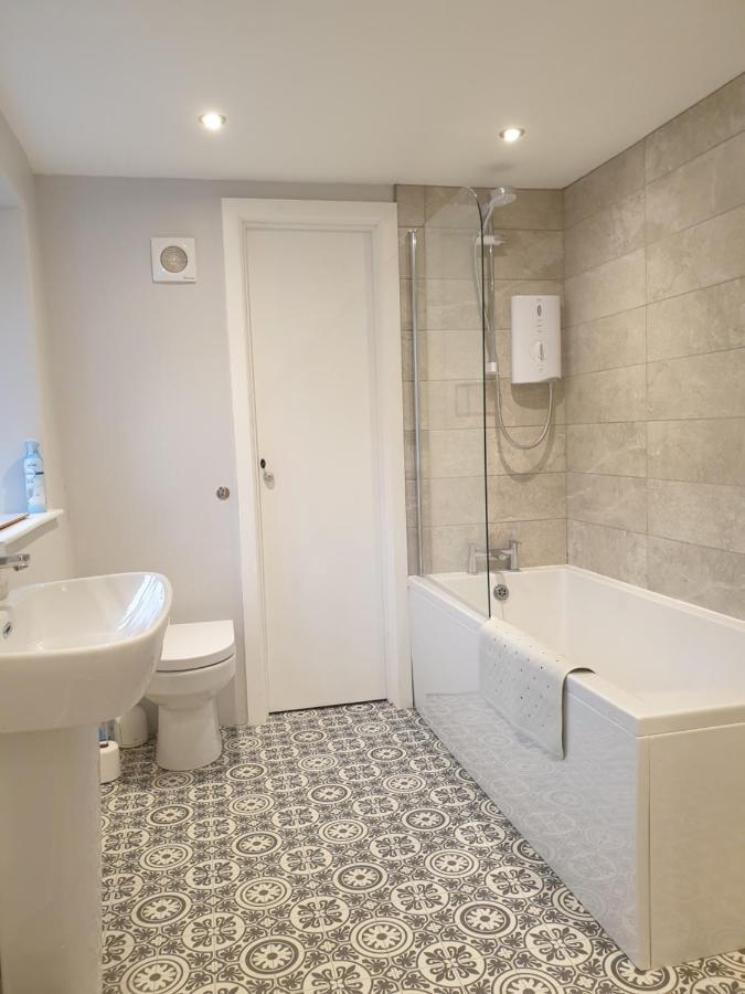 No8 3 Bed Cottage Winter Deals Offered 3 Nights Or More Nov-Mar Backbarrow Oda fotoğraf